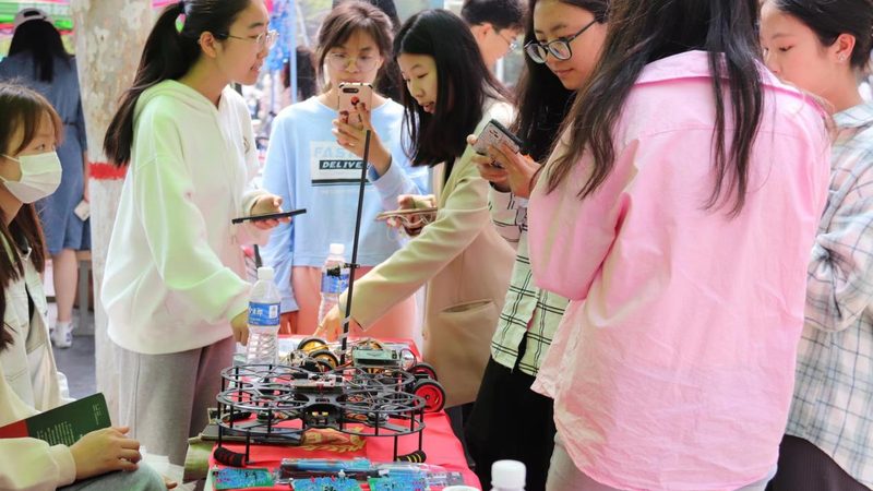 人工智能训练芯片：参数解析与性能对比**